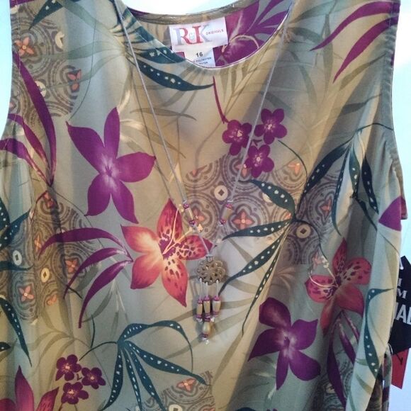 R&K  dress   - Picture 3 of 4